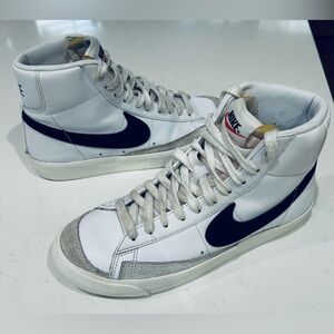Nike Blazer mid Sneakers Women Size 7.5